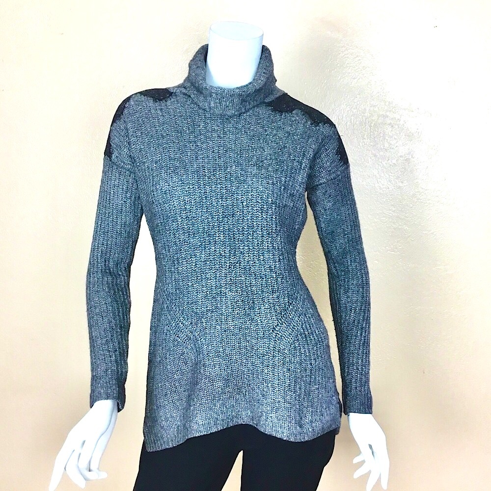 LOFT Sweater